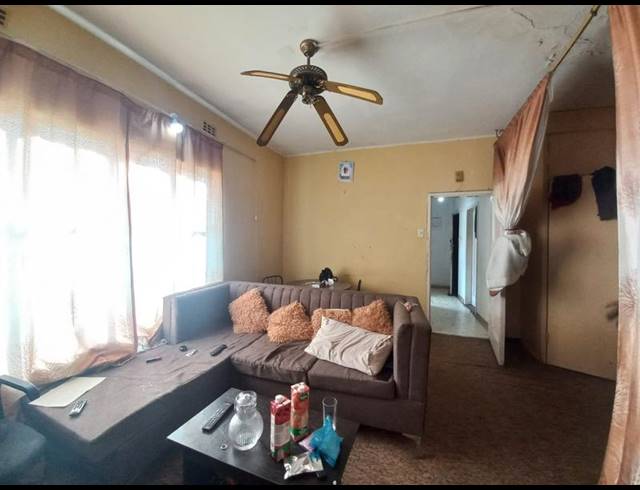 1 BEDROOM APARTMENT FOR SALE IN PRETORIA WEST